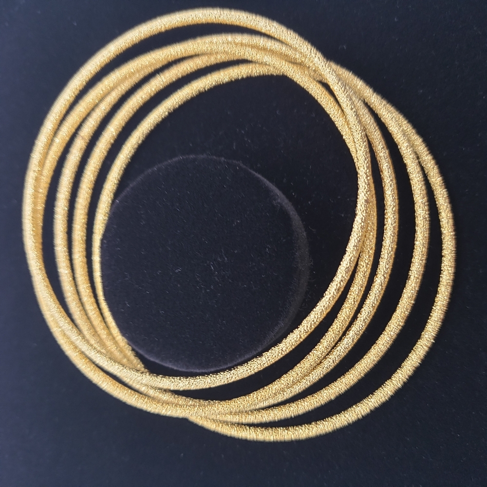 Premier Designs circles of Love 5 sparkle gold flaked bangle bracelets round
